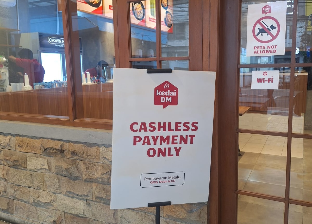 Kedai Kekinian Pilih Cashless tapi Tetap Wajib Terima Rupiah