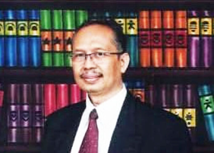 Drs. H. Dedi Iswantara, M.Pd, penulis, selain Alumni Thawalib Jakarta (S1) dan UHAMKA (S2) juga pernah menjadi Sekretaris IPM Matraman. Ia juga peminat masalah-masalah sosial keagamaan dan etika. Kini, Kepala SDM 3 Jakarta Timur -- Foto: Istimewa/dokpri